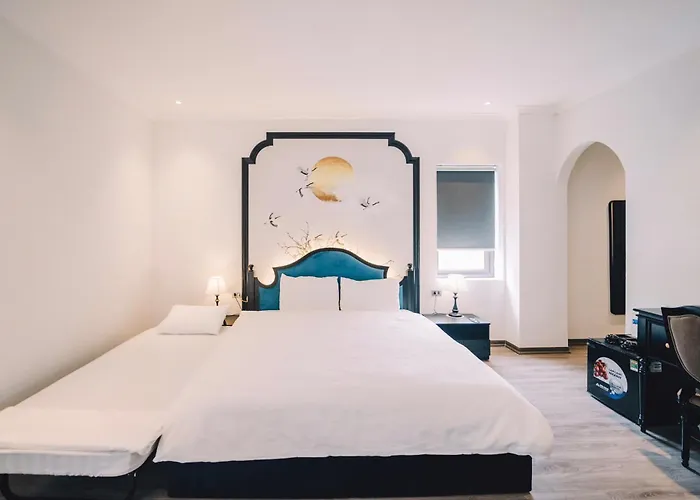 Tam Coc Sana Villa & Homestays